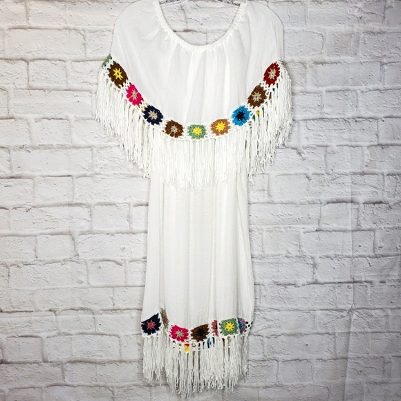 Sadie & Sage Boho Crochet Fringe dress - Picture 2 of 9